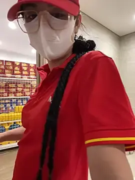 Stripchat Adult Video Chat of Sneaky_Cumshoot