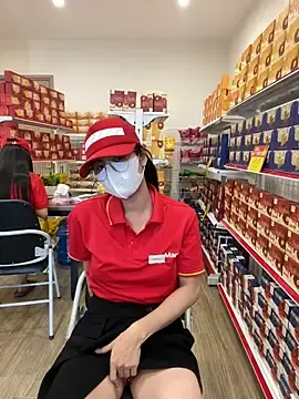 Stripchat Free Live Porn of Sneaky_Cumshoot