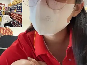 Stripchat Watch Live Sex Cams of Sneaky_Cumshoot