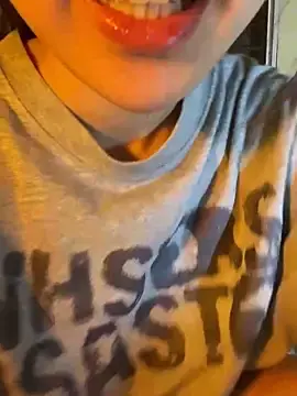 Stripchat Watch Live Sex Cams of Uyennii02