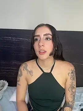 Stripchat Best Webcam of sharlot24
