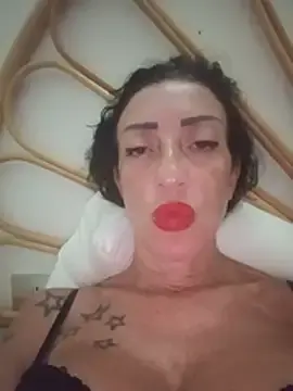 Stripchat Live Sex of MarikaMilff