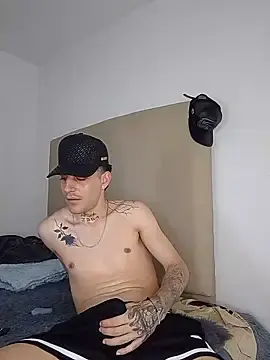 Stripchat Sex Cam of max_millerr