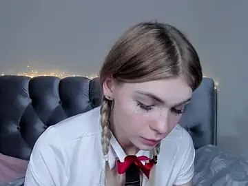 Stripchat Sex Cam of Blondy_Fina