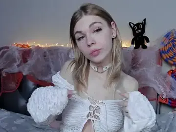 Stripchat Free Porn Cam of Blondy_Fina