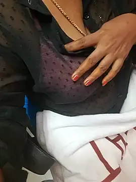 Stripchat Watch Live Sex Cams of Tamil_Ammani