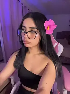 Stripchat Live Sex Cam of Emily-14