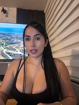 Stripchat Adult Webcam of areviklusine1