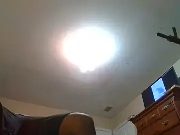 Stripchat Sex Cam of KeYBuMp323