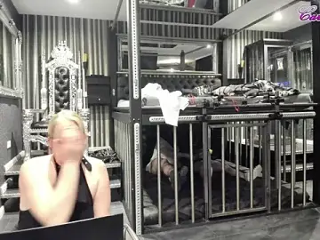 Stripchat Adult Webcam of caro_kitten