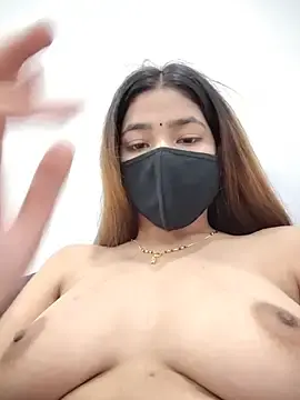 Stripchat Free Live Porn of Ira_69