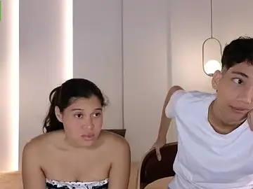 Stripchat Live Porn of hot_little_bunny