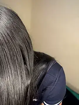 Stripchat Free Porn Cam of Laura-Khalifa