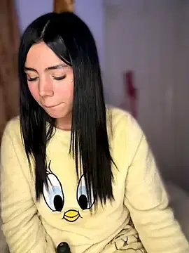 Stripchat Watch Live Sex Cams of Laura-Khalifa