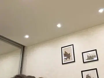 Stripchat Free Porn Cam of dolly_ll