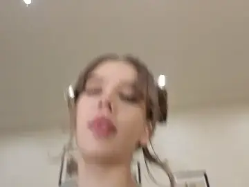 Stripchat Free Live Porn of dolly_ll