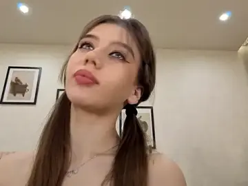Stripchat Live Sex Cam of dolly_ll