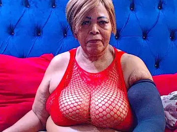 Stripchat Free Live Porn of ebonycandy10