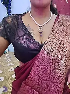 Stripchat Free Porn Cam of Tinaa_baby