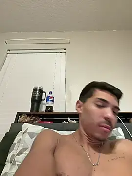 Stripchat Adult Webcam of WavyAlloy30