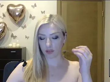 Stripchat Best live sex cam show of Wild_Silk_Desire