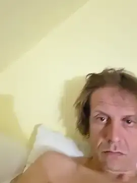 Stripchat Sex Cam of Danny543267