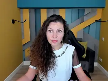 Stripchat Adult Webcam of EllaLong