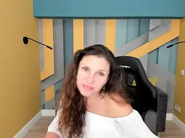 Stripchat Nude Webcam of EllaLong