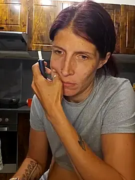 Stripchat Free Porn Cam of Lenchen_