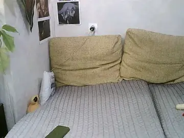 Stripchat Sex Cam of -GoldenGirl-