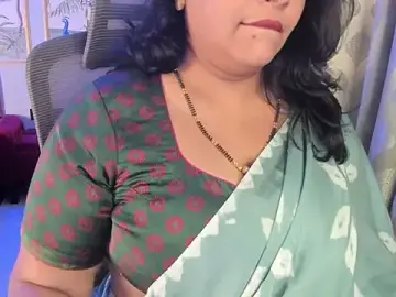 Stripchat Sex Cam of tarivishu11