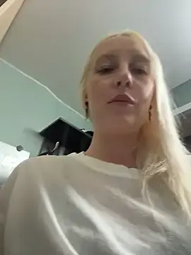 Stripchat Adult Webcam of MerlinDave