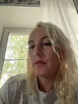 Stripchat Free Porn Cam of MerlinDave
