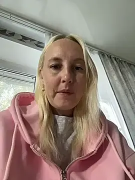 Stripchat Nude Webcam of MerlinDave