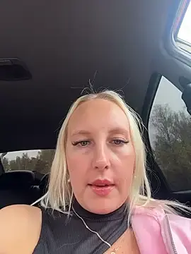 Stripchat Free Live Porn of MerlinDave