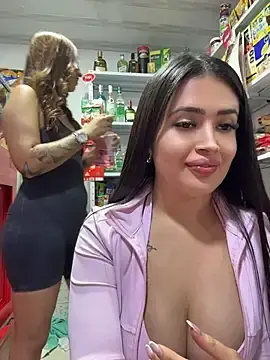 Stripchat Free Porn Cam of Sara_fun