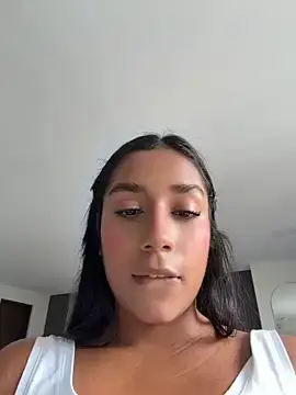 Stripchat Live Sex Cam of SaryJonex