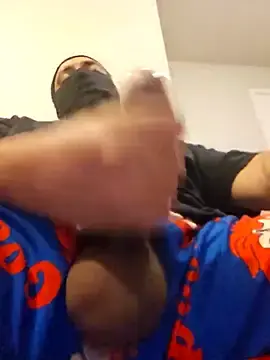 Stripchat Live Sex of Uncutbrowncock