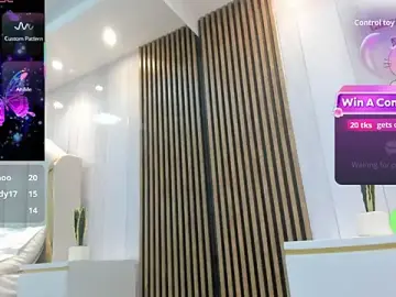 Stripchat Watch Live Sex Cams of roxyflame_