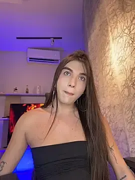Stripchat Live Sex of saracaball_
