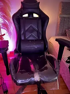 Stripchat Watch Live Sex Cams of saracaball_