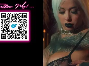 Stripchat Sex Cam of antoniaacxx