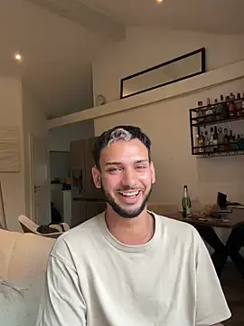Stripchat Adult Webcam of Gipsyboysteve