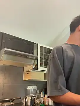Stripchat Live Sex Cam of Gipsyboysteve