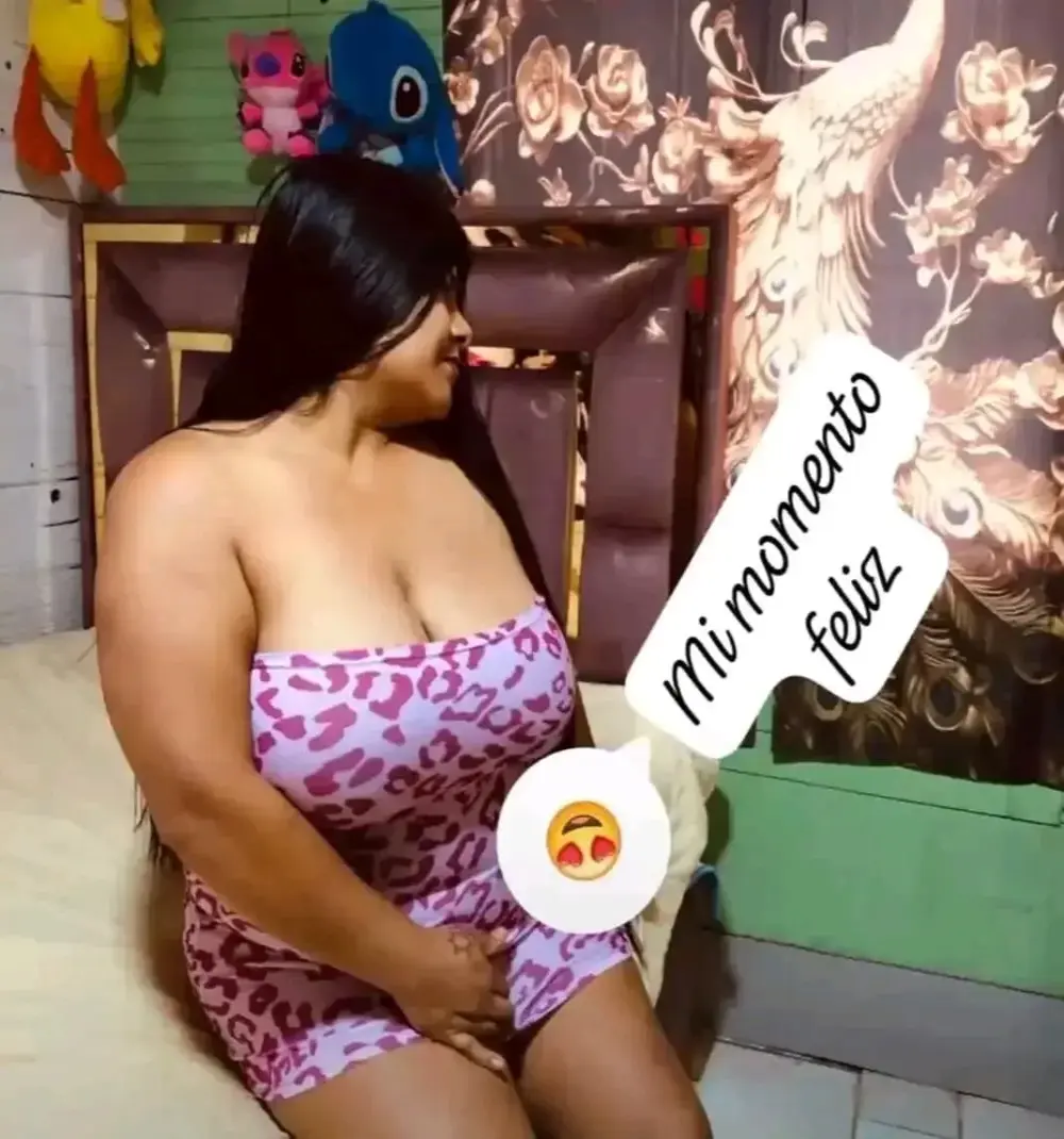 Hot_samantha_outdoors