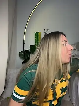 Stripchat Live Sex Cam of Aussielulu