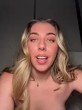 Stripchat Watch Live Sex Cams of Aussielulu