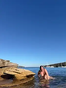 Stripchat Free Porn Cam of Aussielulu