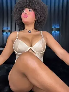 Stripchat Free Porn Cam of kendall_coxx