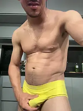 Stripchat Sex Cam of kzado37